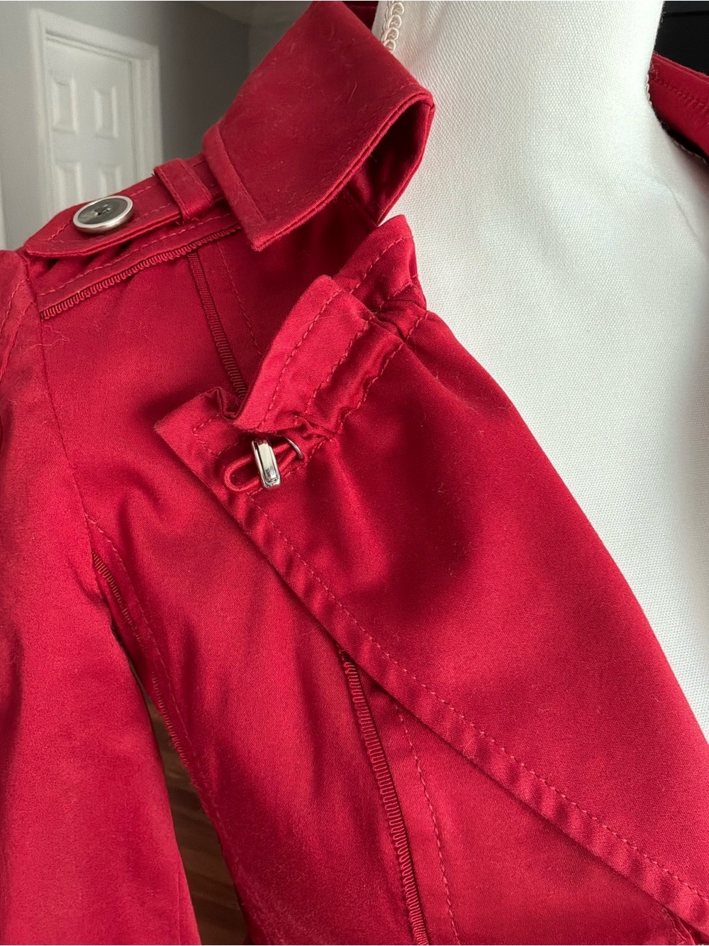 Beautiful Red Structured Jacket Like New - Picture 3 of 10